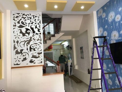 Làm Vách Ngăn Cầu Thang Giải Phóng