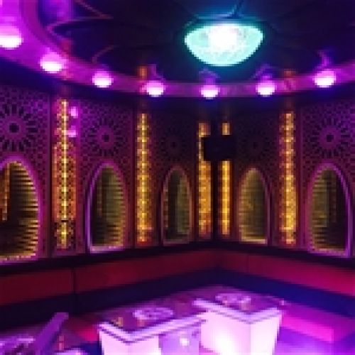 Led Vô Cực Trang Trí Phòng Hát