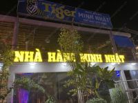 Làm biển quảng cáo led nhà hàng