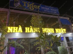Làm biển quảng cáo led nhà hàng